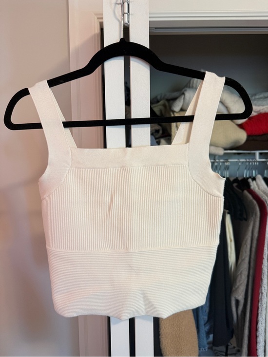 Abercrombie & Fitch Tops - Abercrombie & Fitch Cream Ribbed Square-Neck Crop Tank